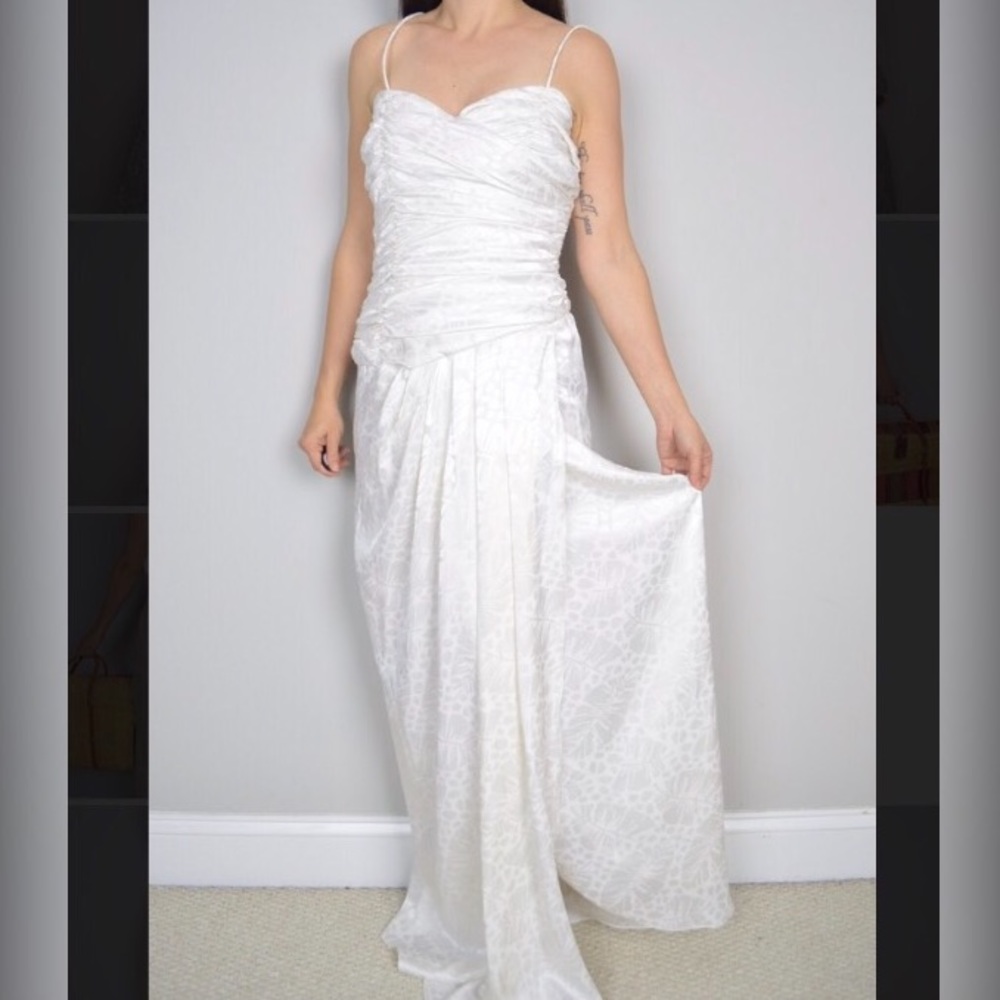 Vintage damask white ruched tulip skirt dress gown